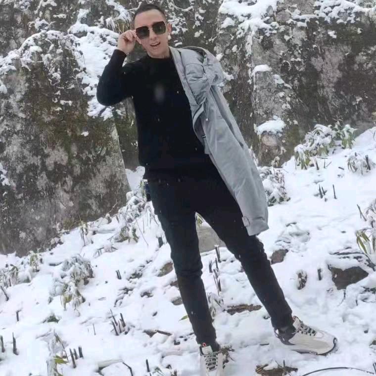 女装大码鑫竣服饰