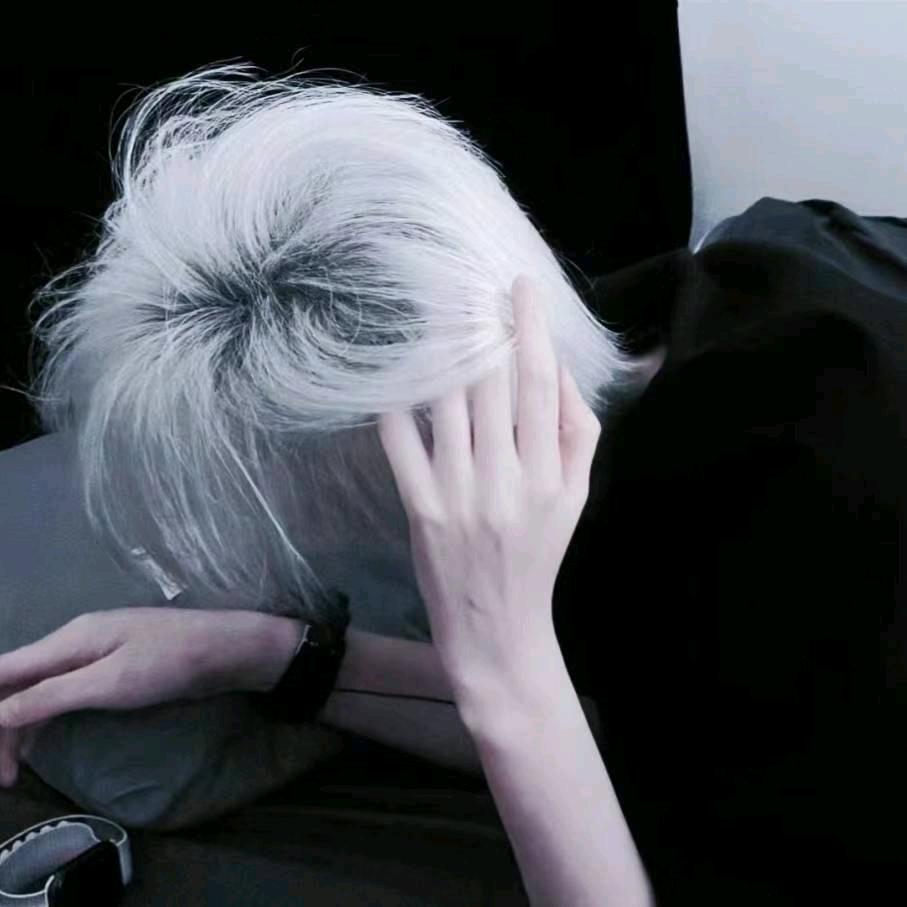 柠澈（地铁苏尔南无人）