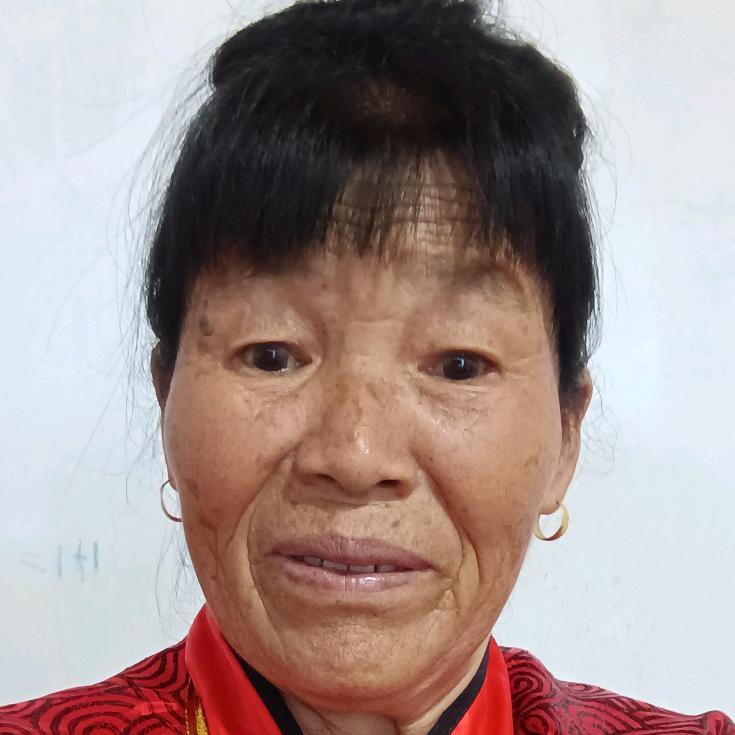 王姐，每晚八点半开播