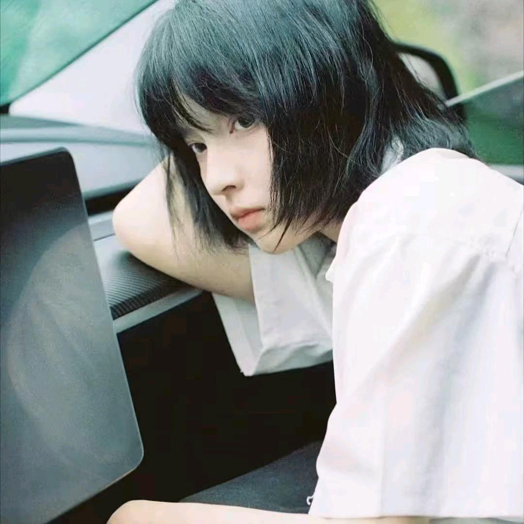 月冷雲