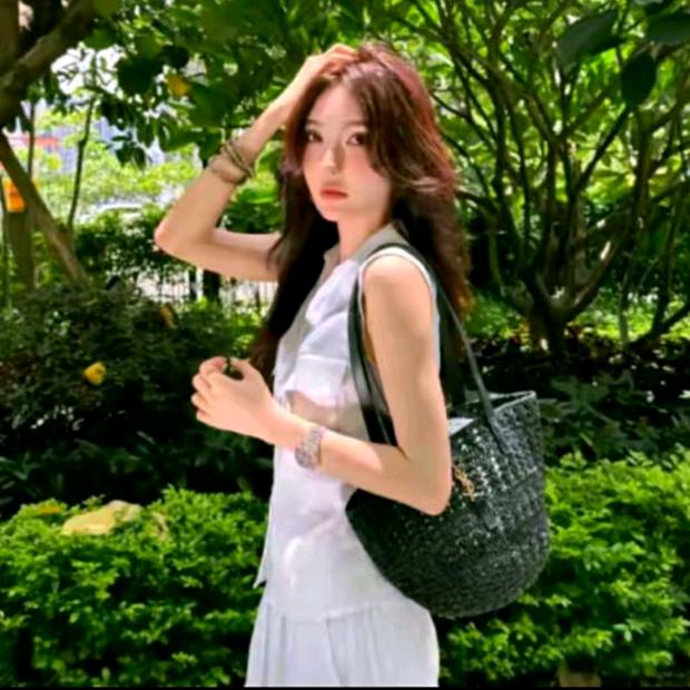 李予诺（穿搭记）