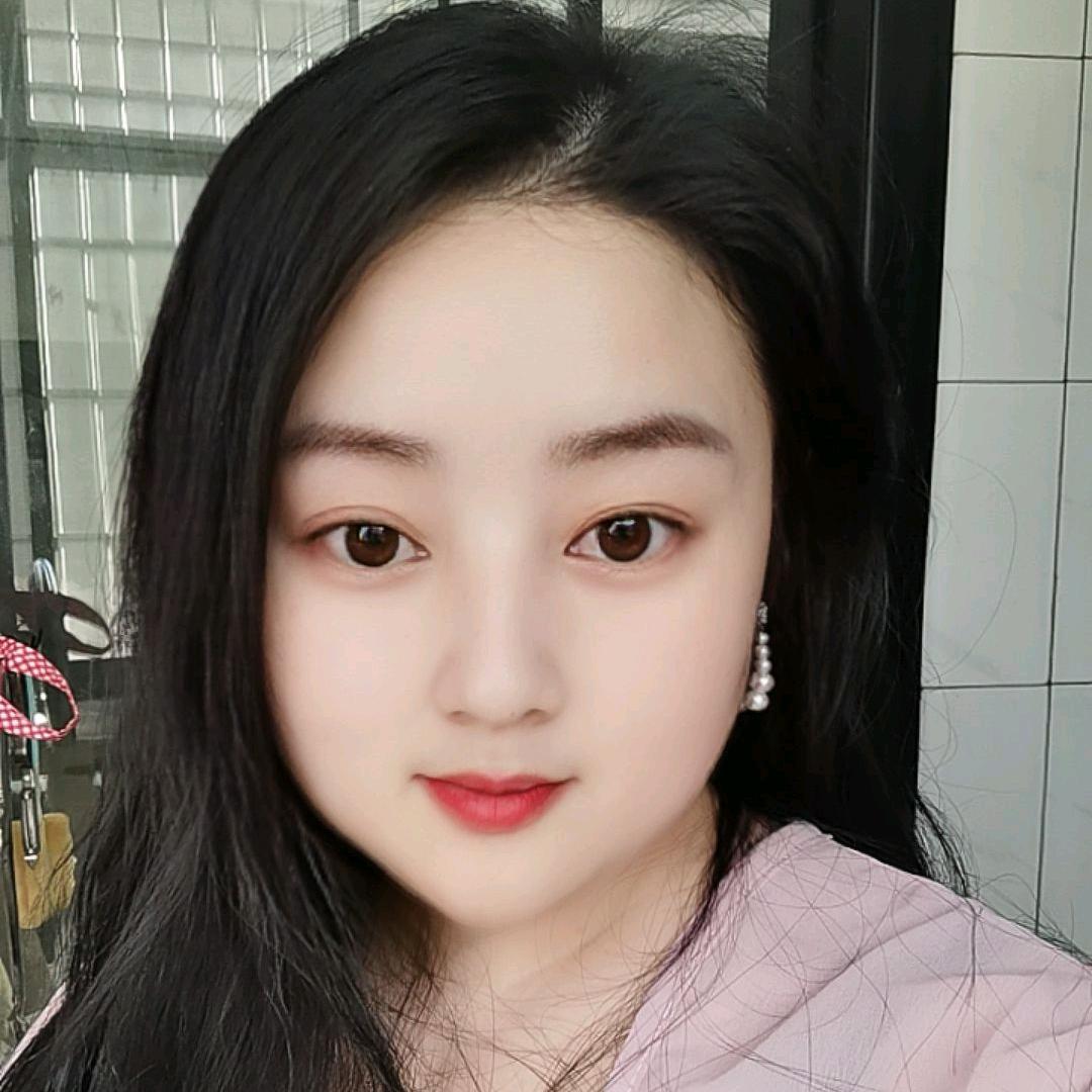 杨杨穿搭