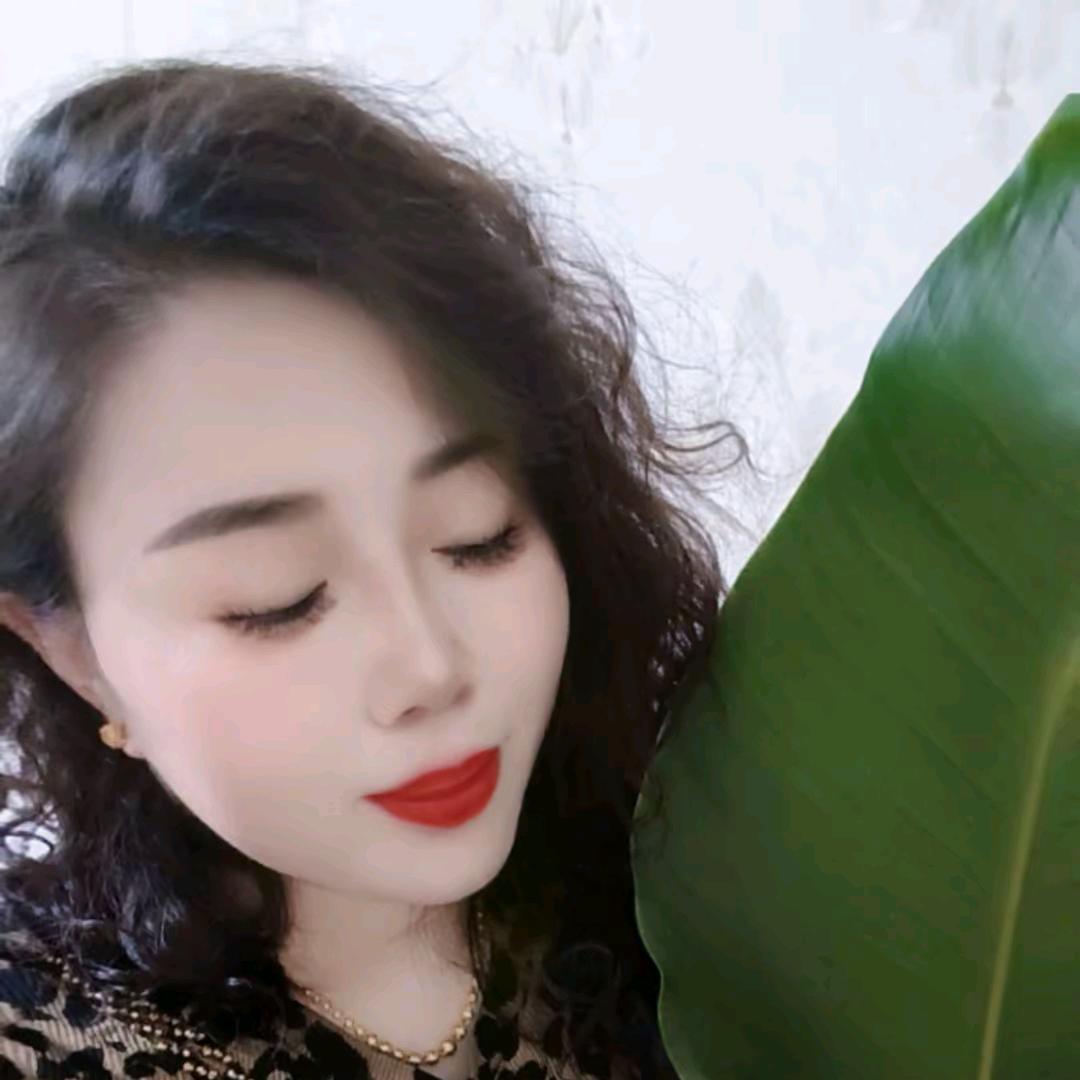 🌹铿锵玫瑰🌹