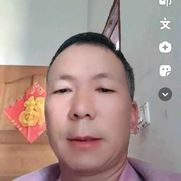 吕金佩（晚上8点30直播）