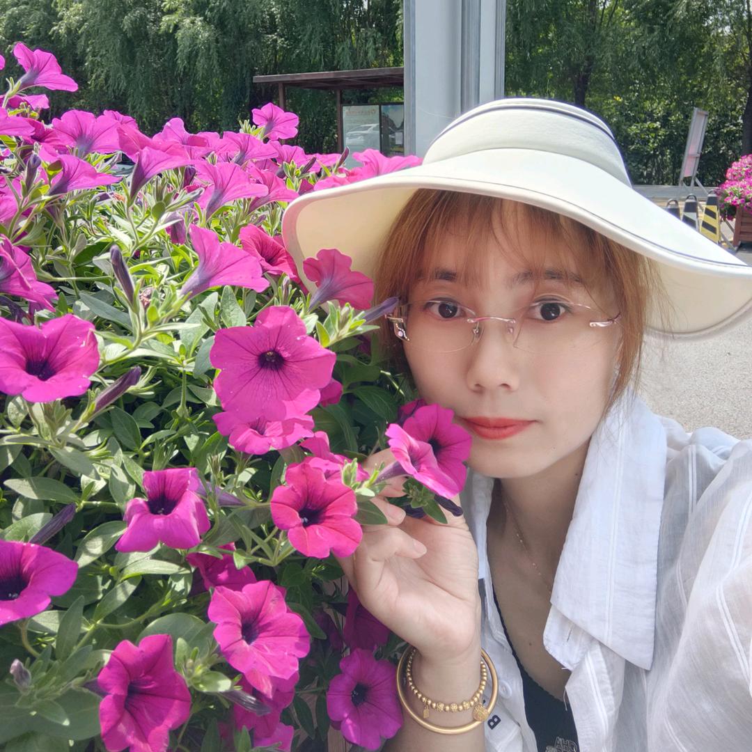 @静静吖