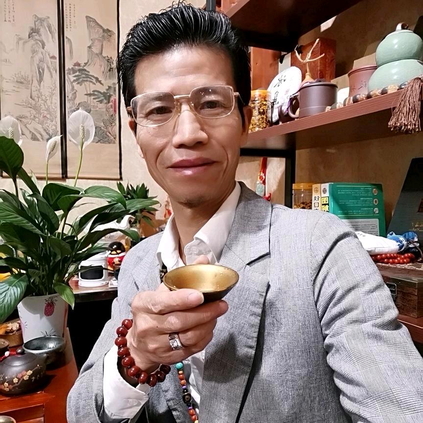 觉悟红尘