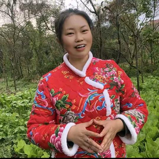 芯儿吖12月11中午11:20首播百货