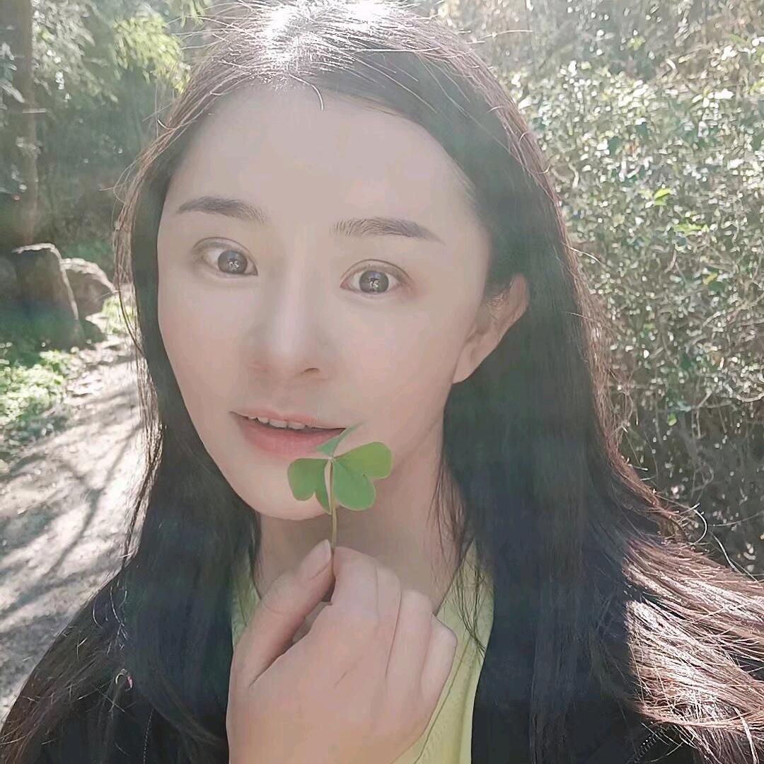 可爱且宽厚的彩霞F~