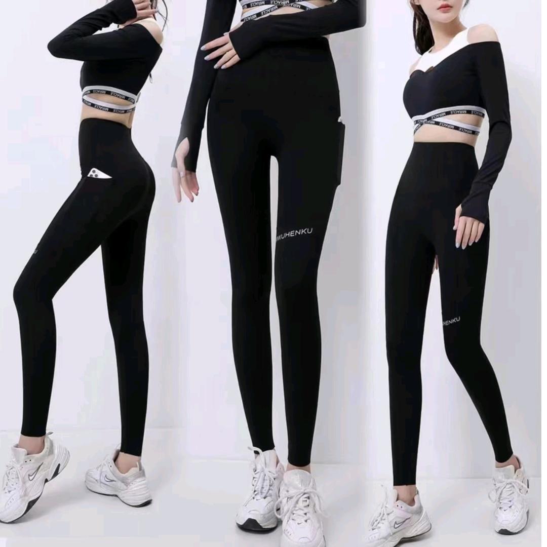 依饰源服饰厂家