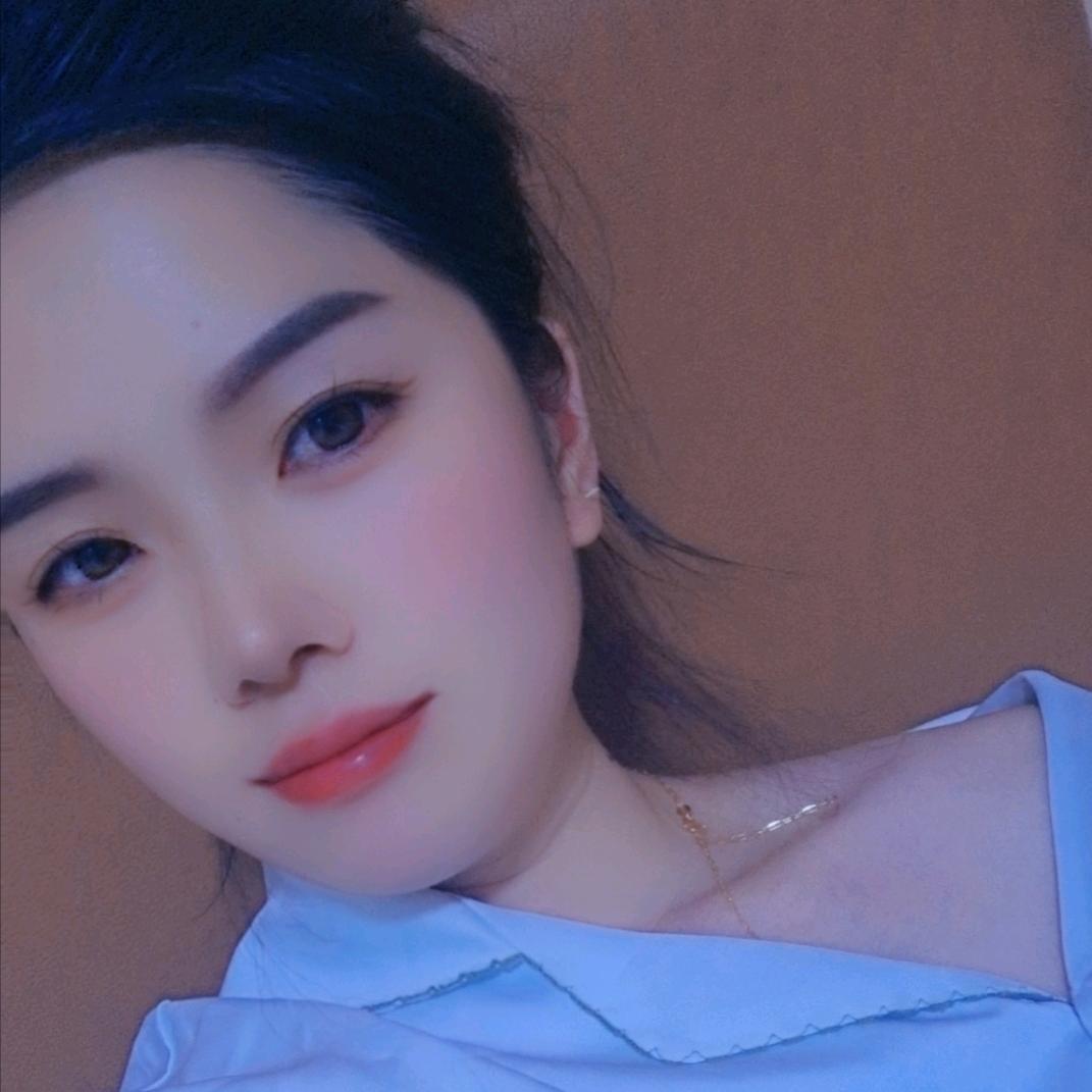 默  默   💍