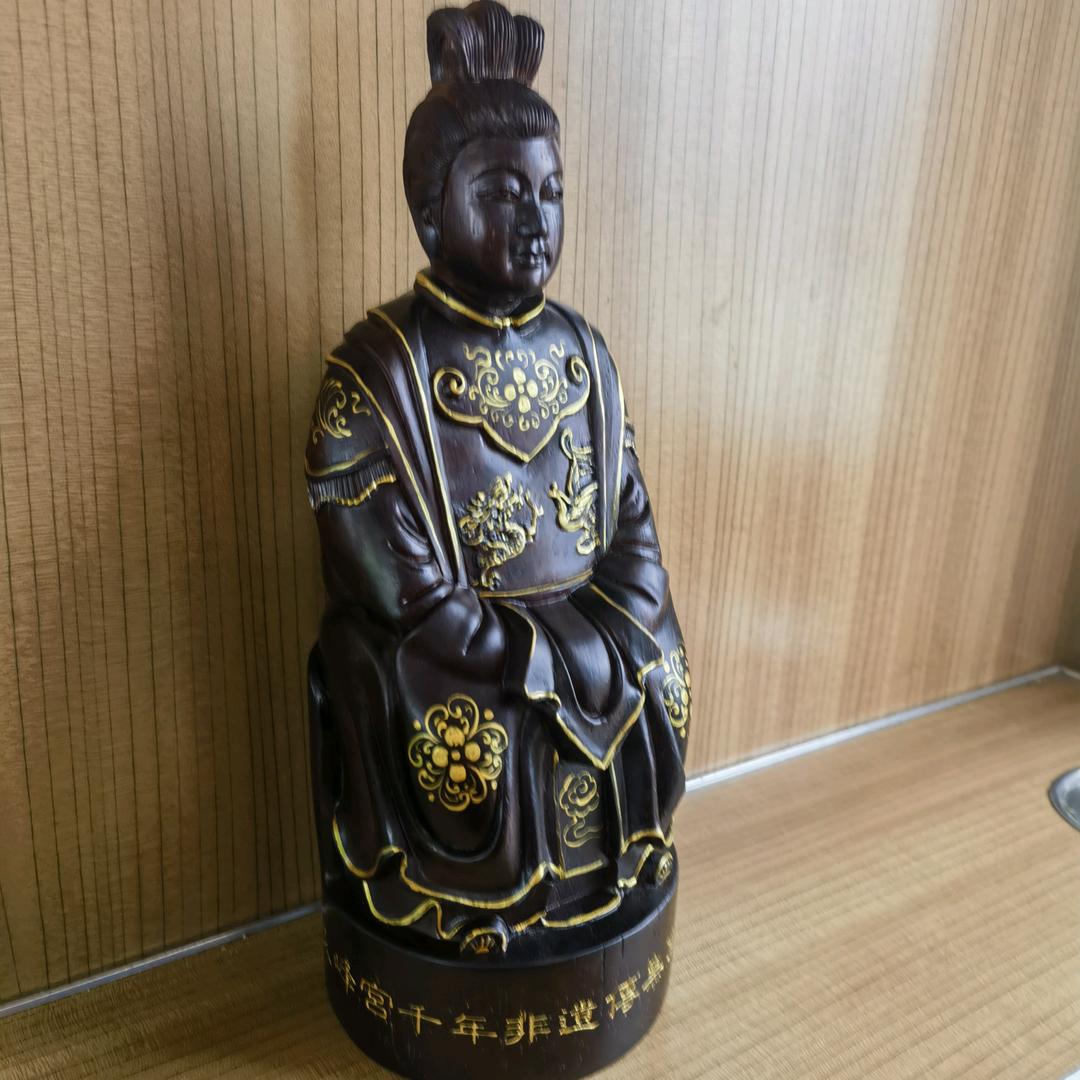 无人抚我青云志