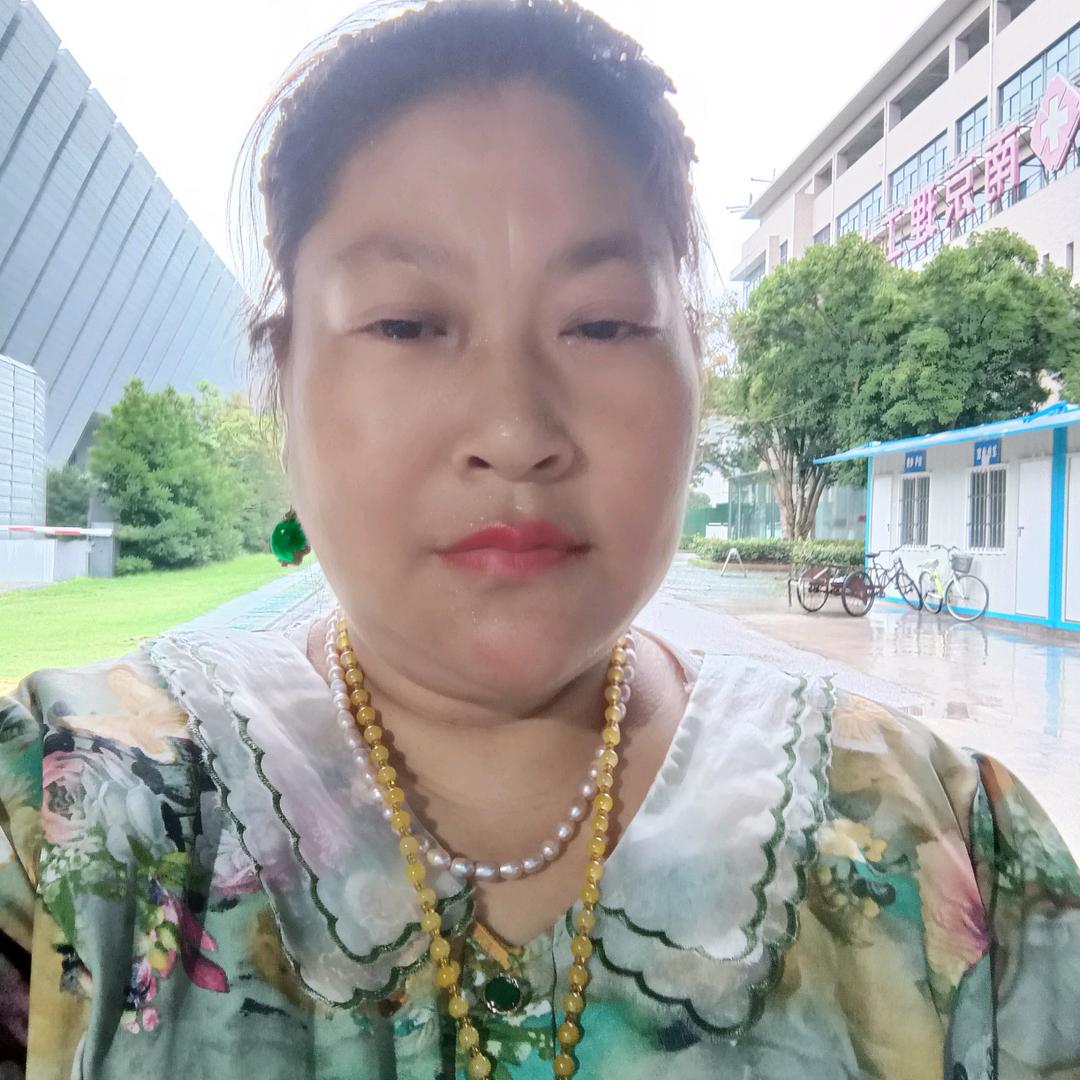 桂红龙姐