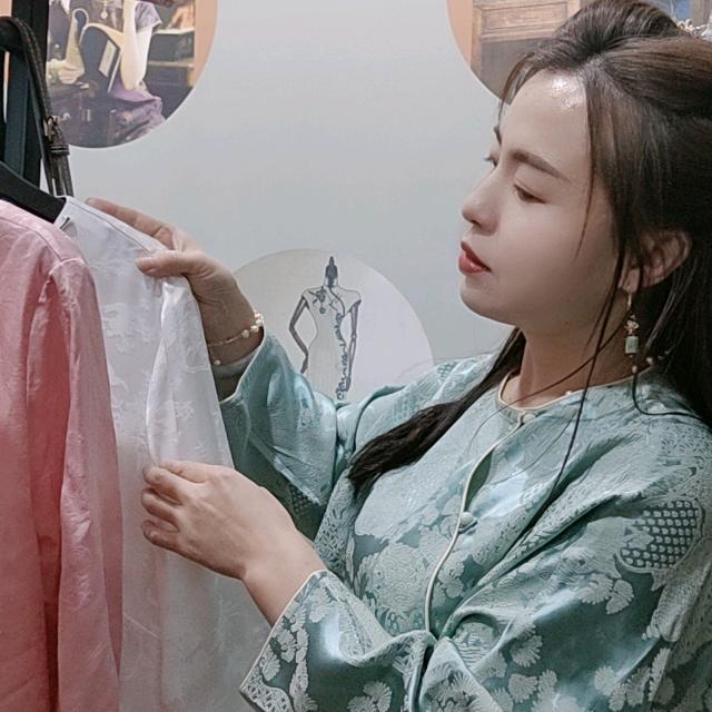 吉林清菡华服