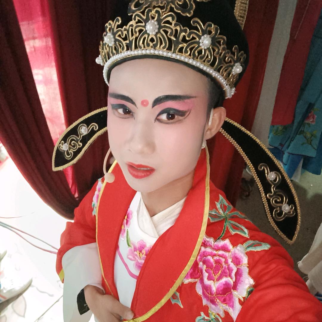 抚州市艾杰采茶戏剧团