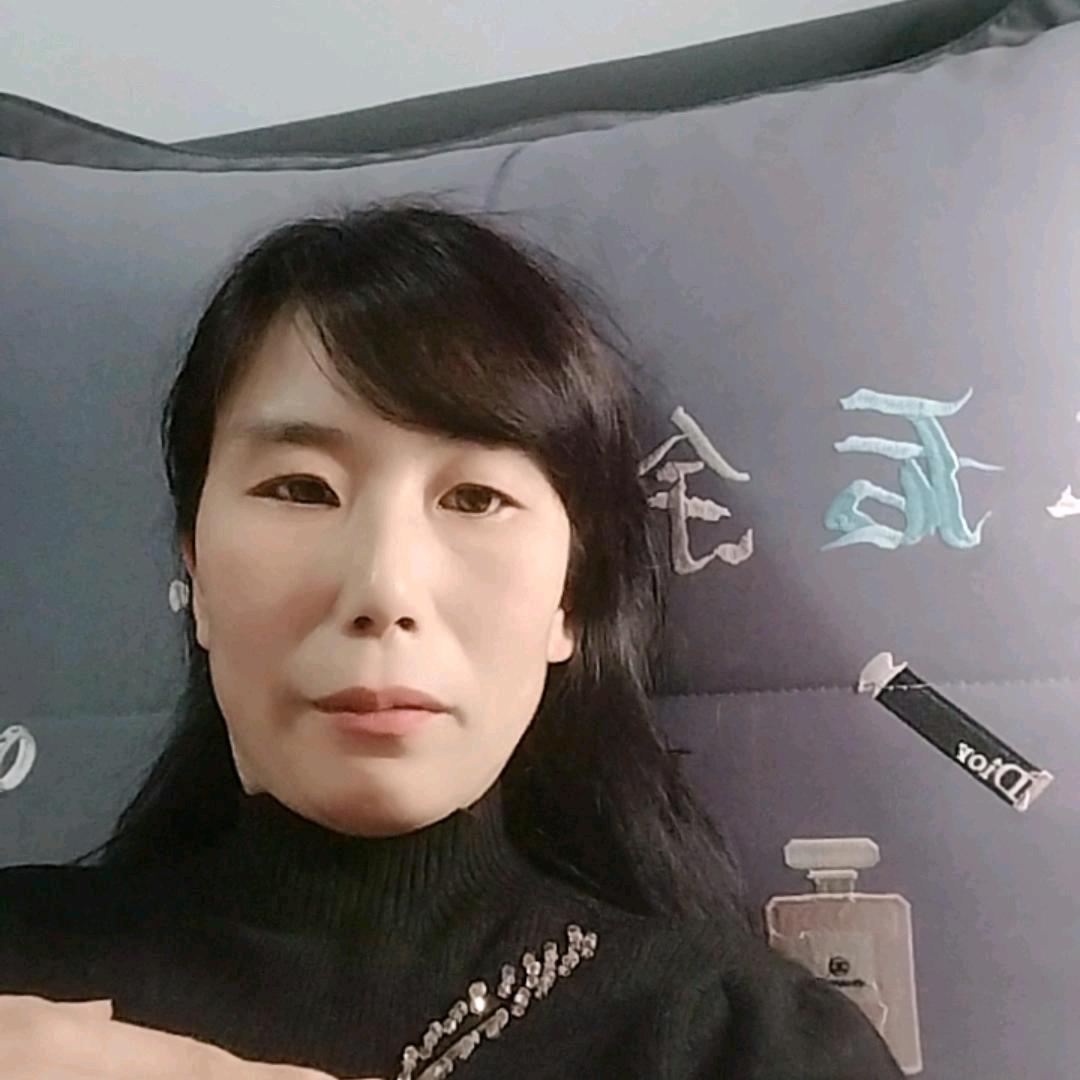 一家四口晶晶保洁