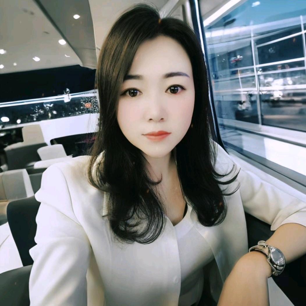 周焱