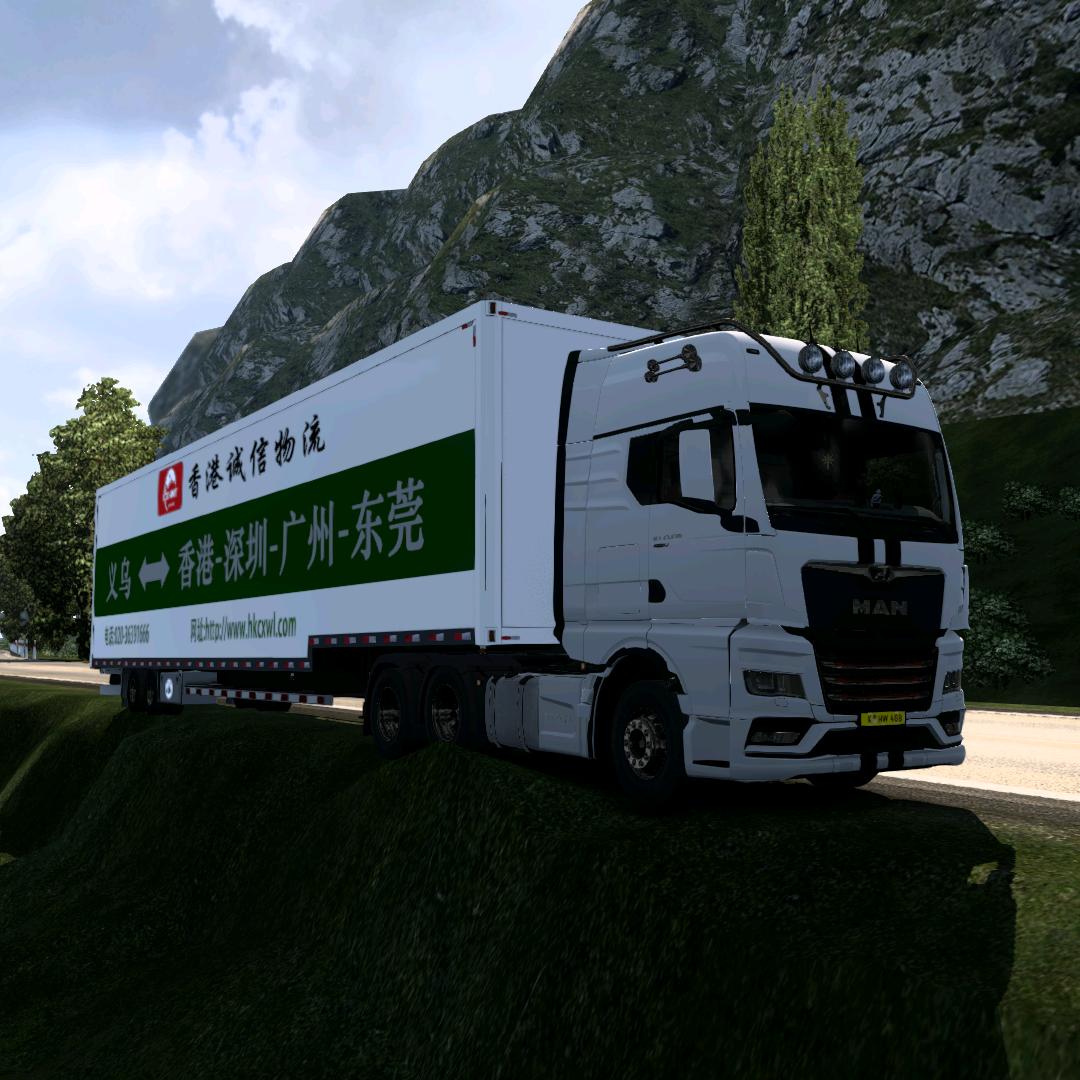 分路口的少年叫鹏飞