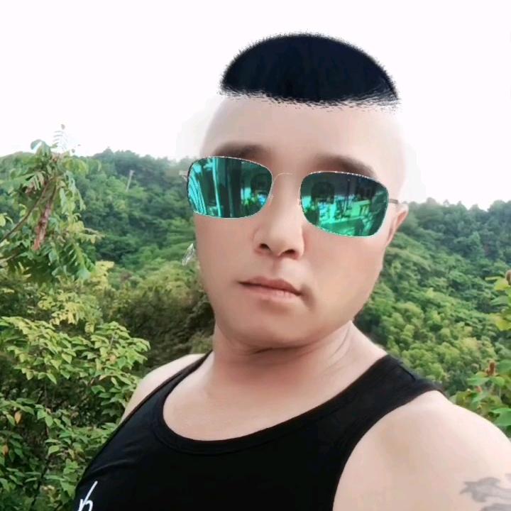阿军