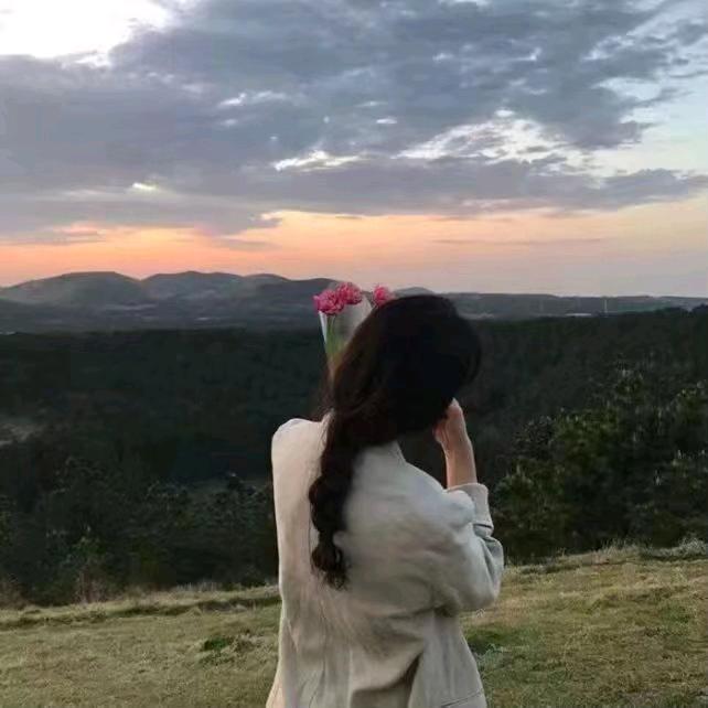 通讯好友关注了你