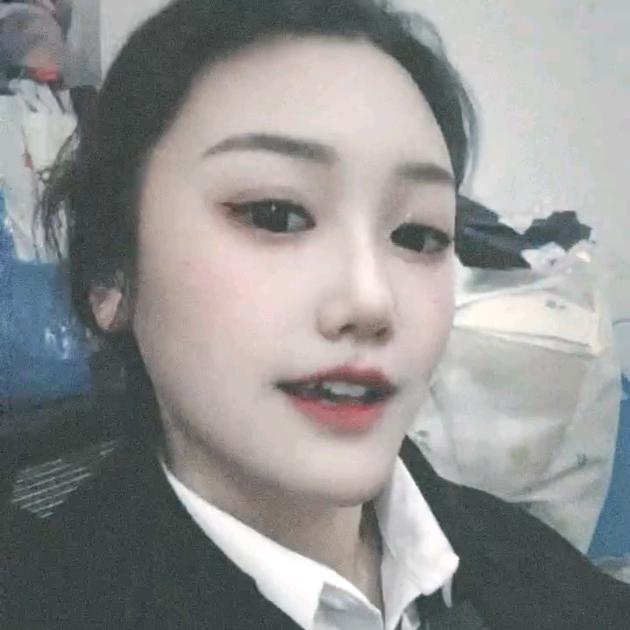 小妖精冷曦