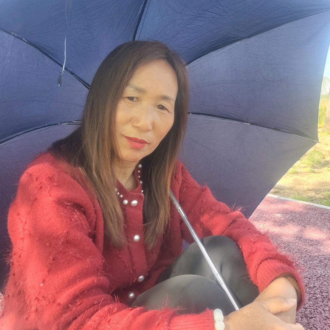 卫秀英