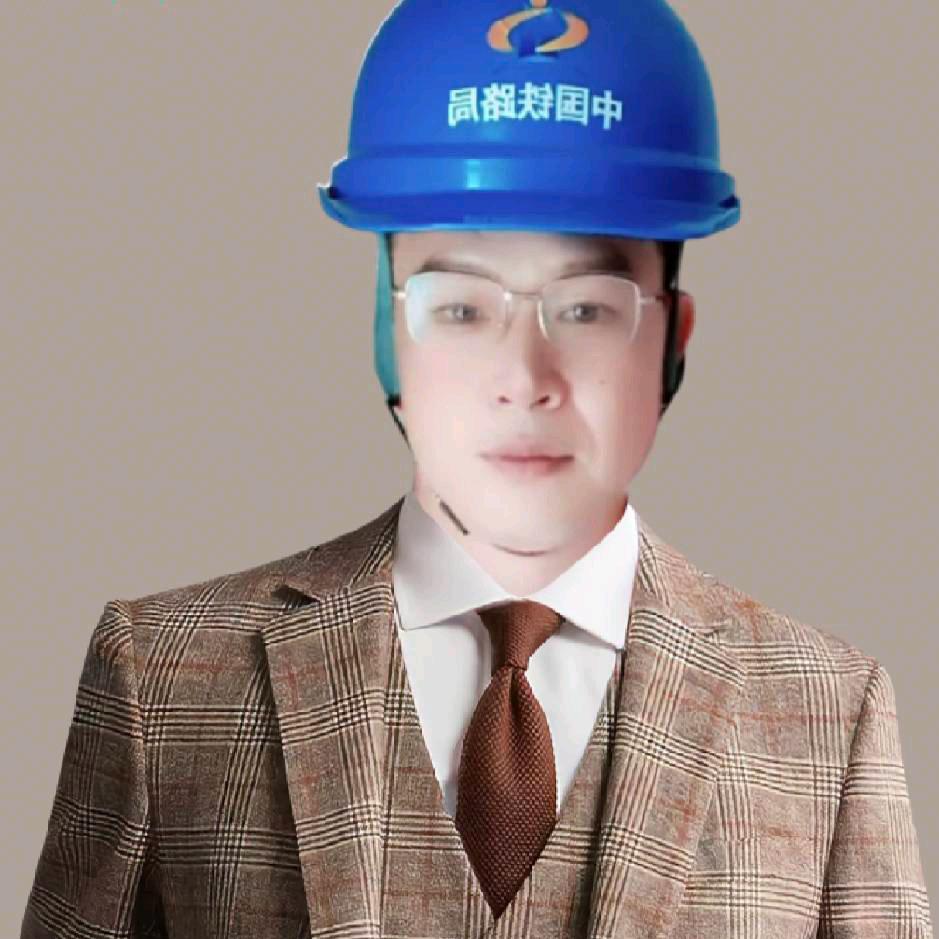 罗总:专业承包隧道工程的
