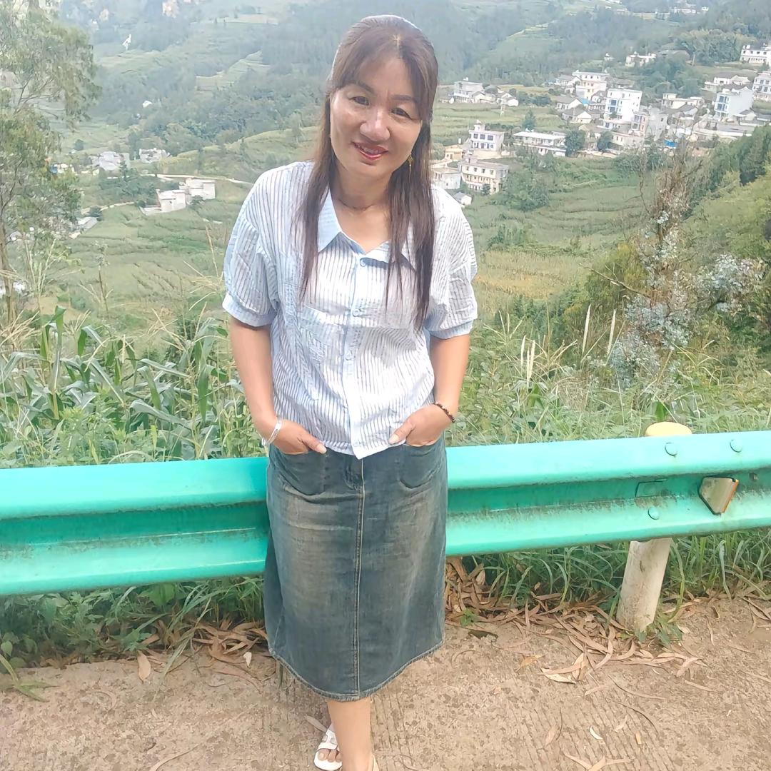 孔丽💃   夏天💃 的太🌹阳