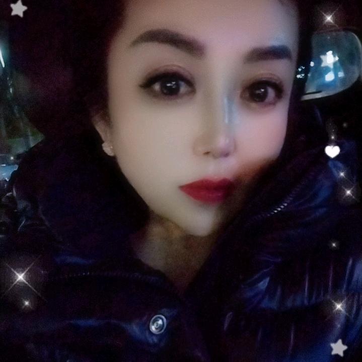 诗曼 👗Shi Man