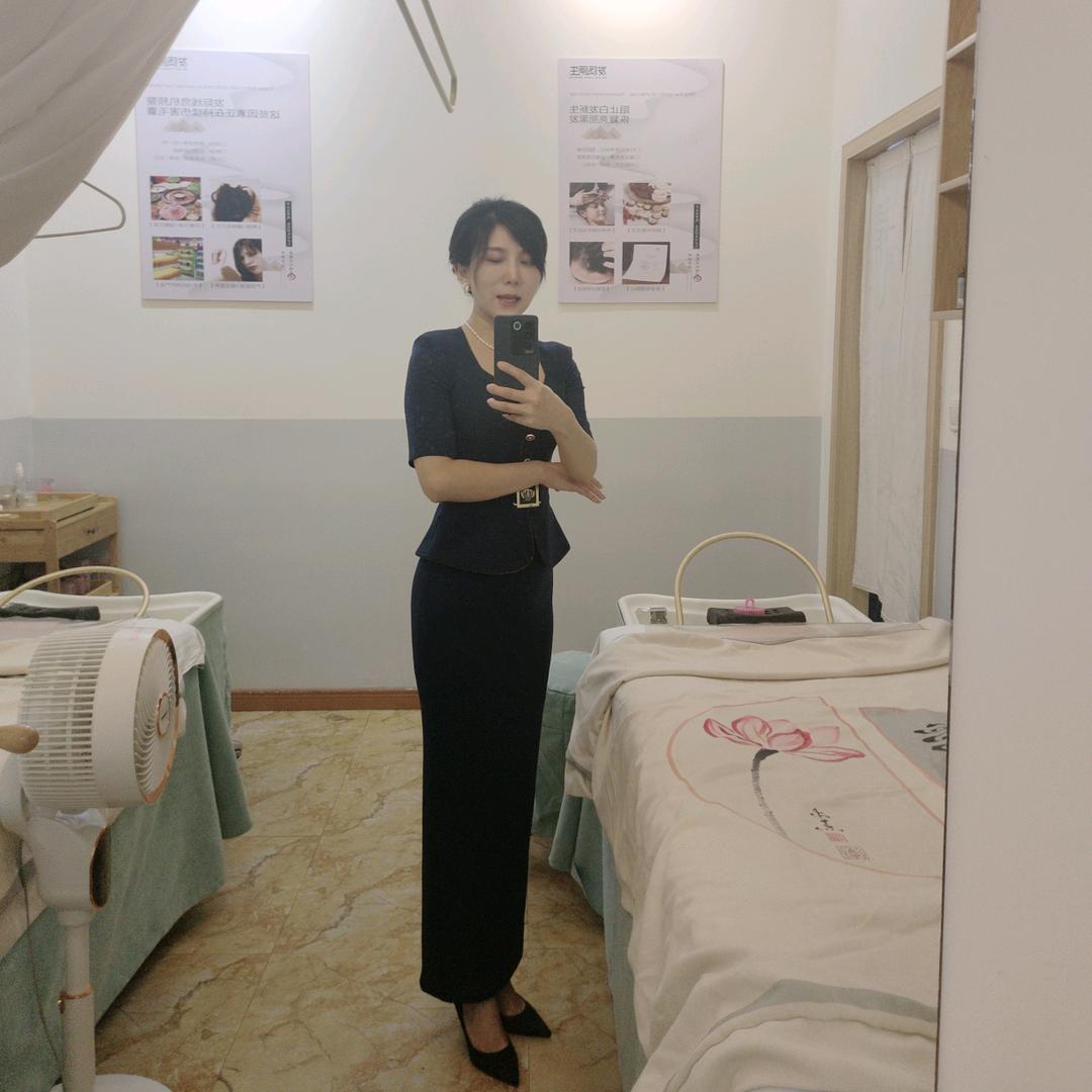 头皮健康管理+S身材管理*玲玲
