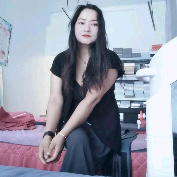 ᶫᵒᵛᵉᵧₒᵤ 💕小妖精💅