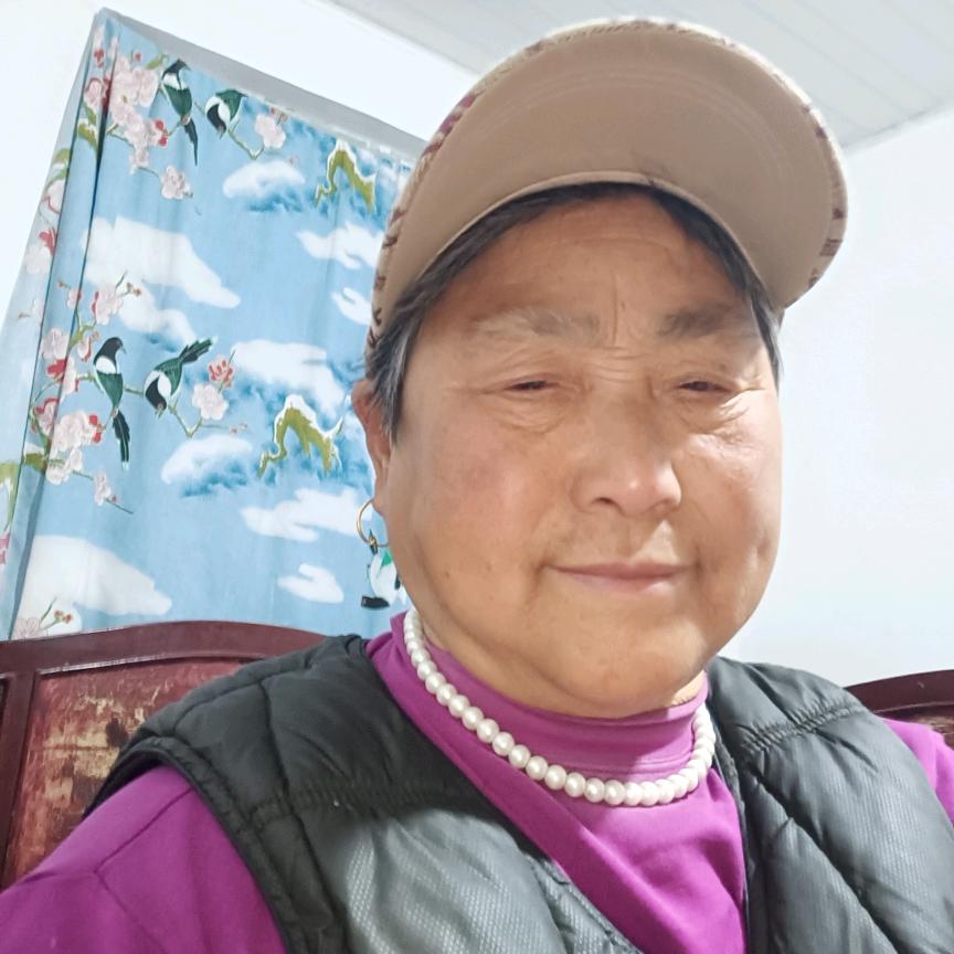 幸福奶奶 下午4点开播