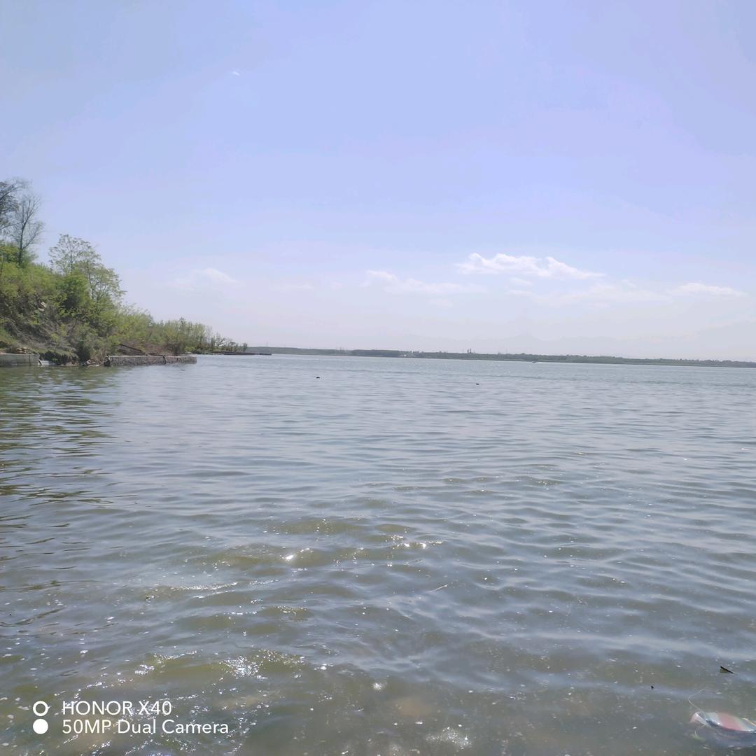 平静的心，收玉米，打玉米。