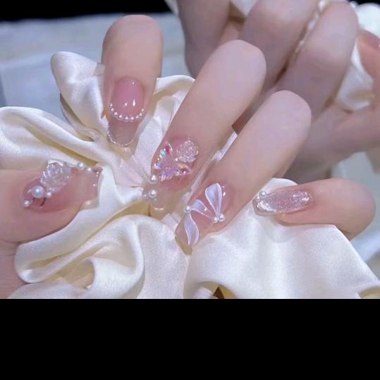 只为人母，不为人妻