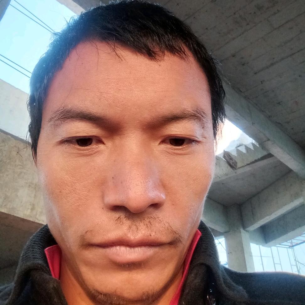 搬砖农民工
