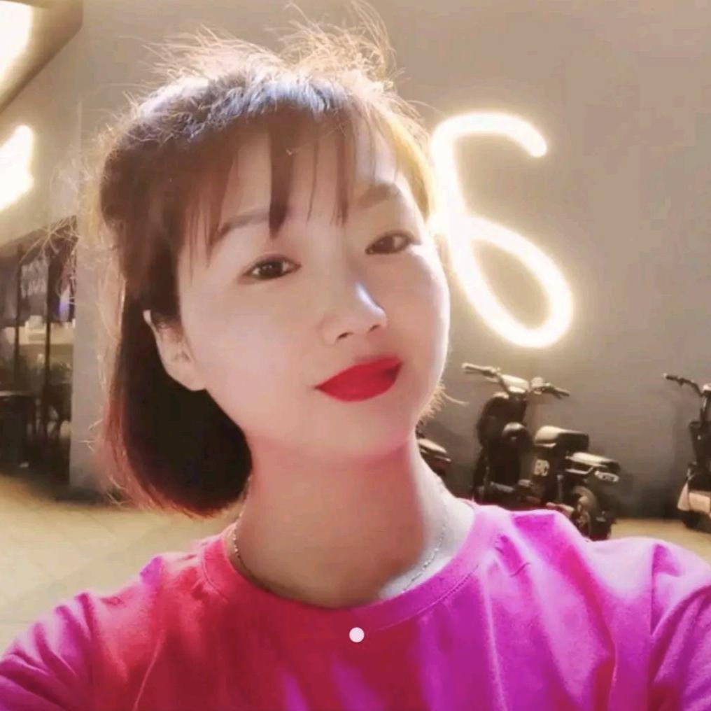 多多姐睡醒就播