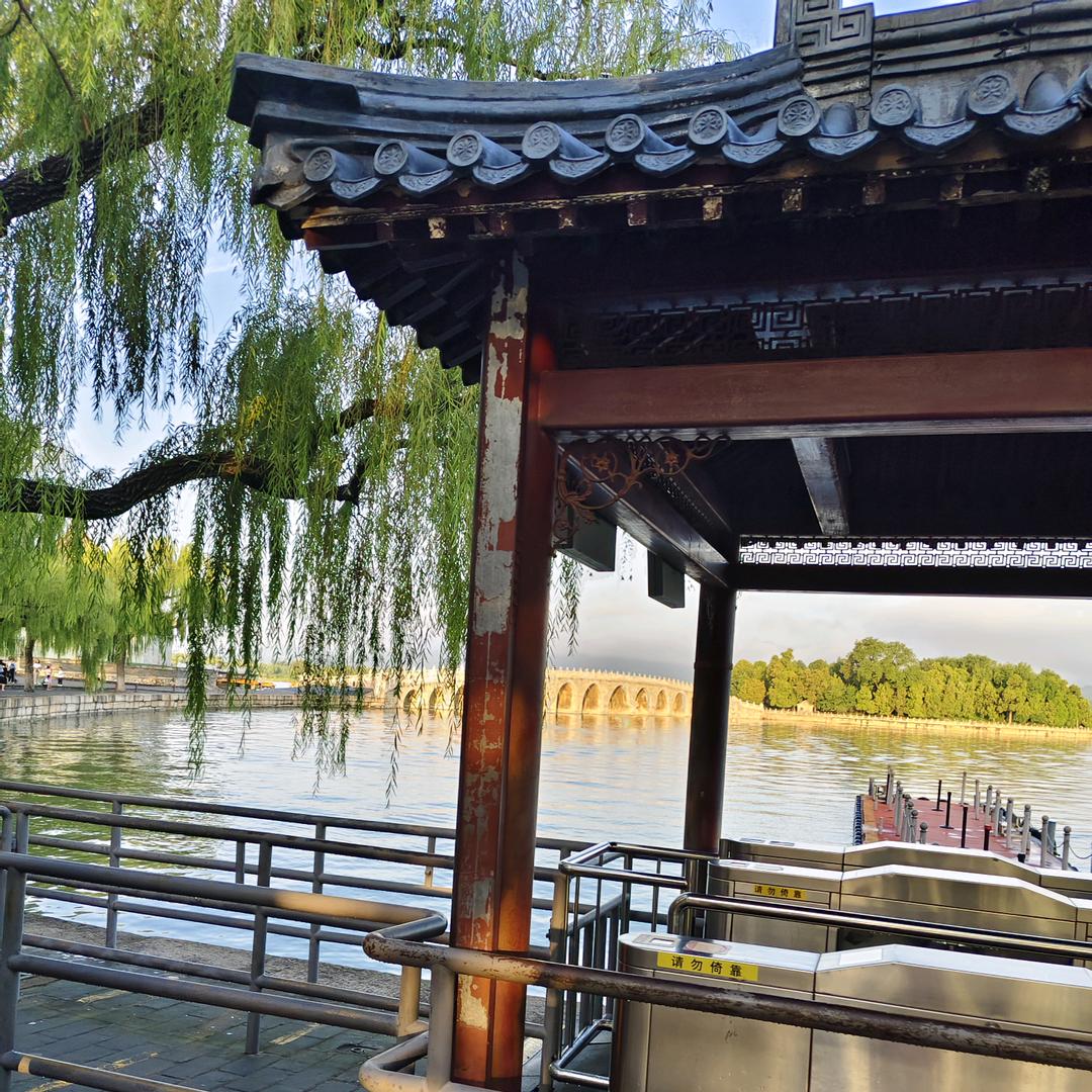 水中月