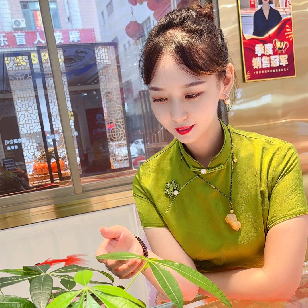 厚街康乐南婚庆黄金珠宝 小玉