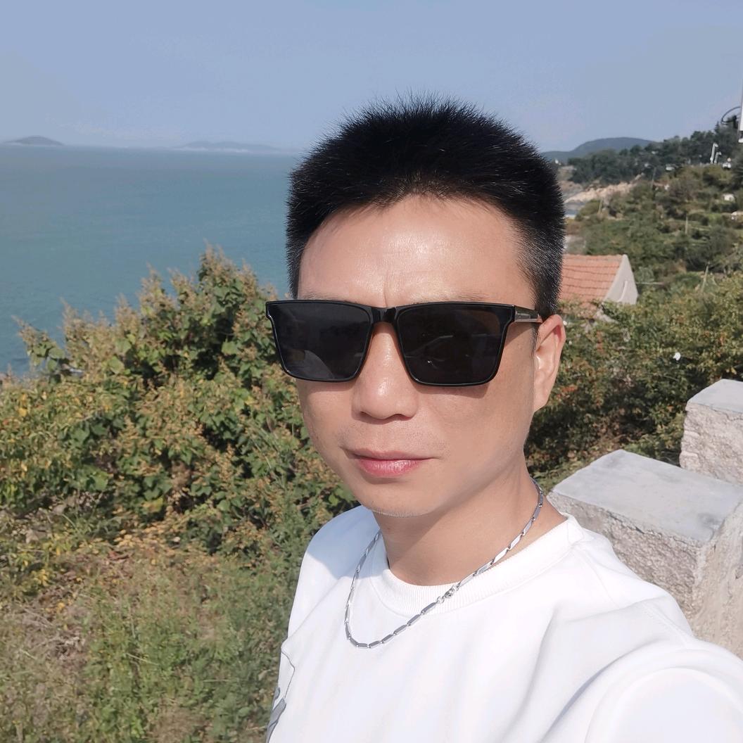 丑的不明显