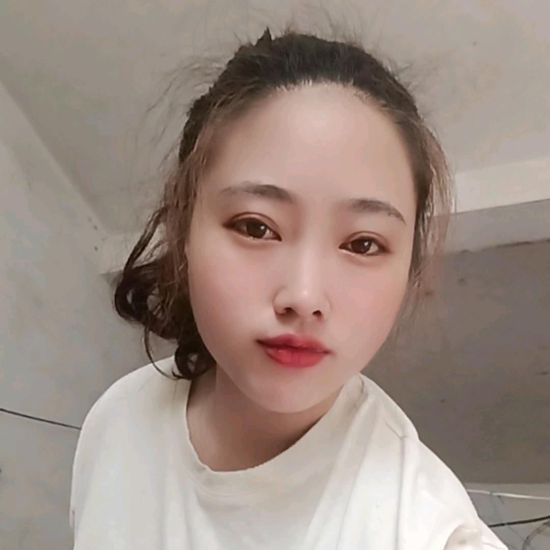 杨杨꧔ꦿ᭄得意꧔ꦿ