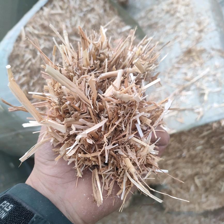鹏鹏草业