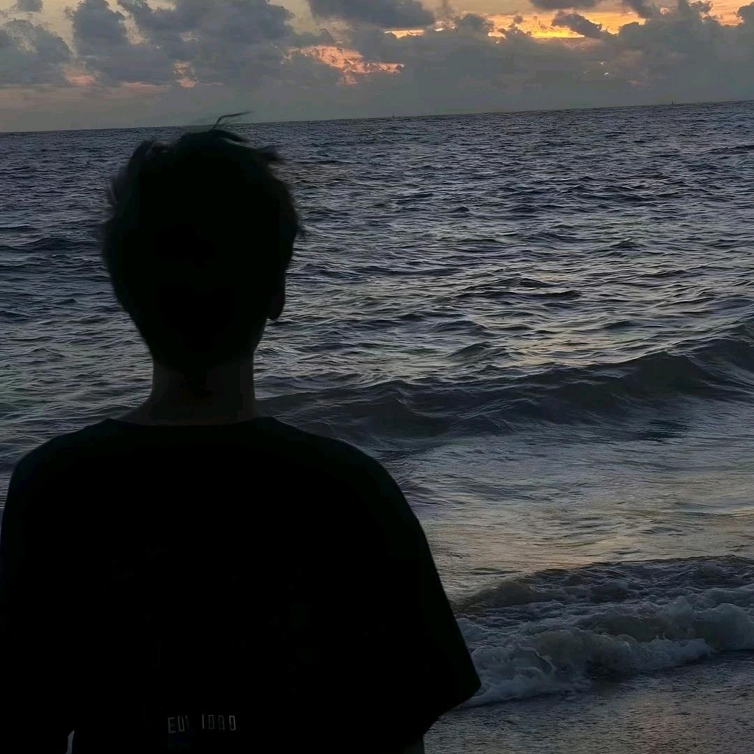 🌈一堆堆石头🪨