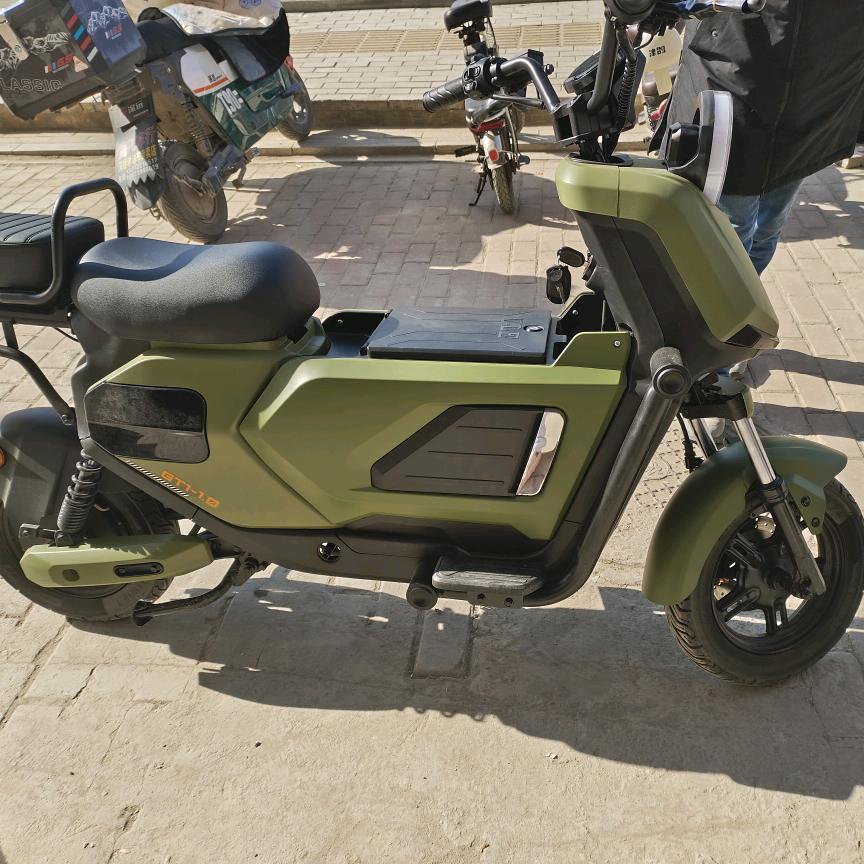 深远电动车汉川仓