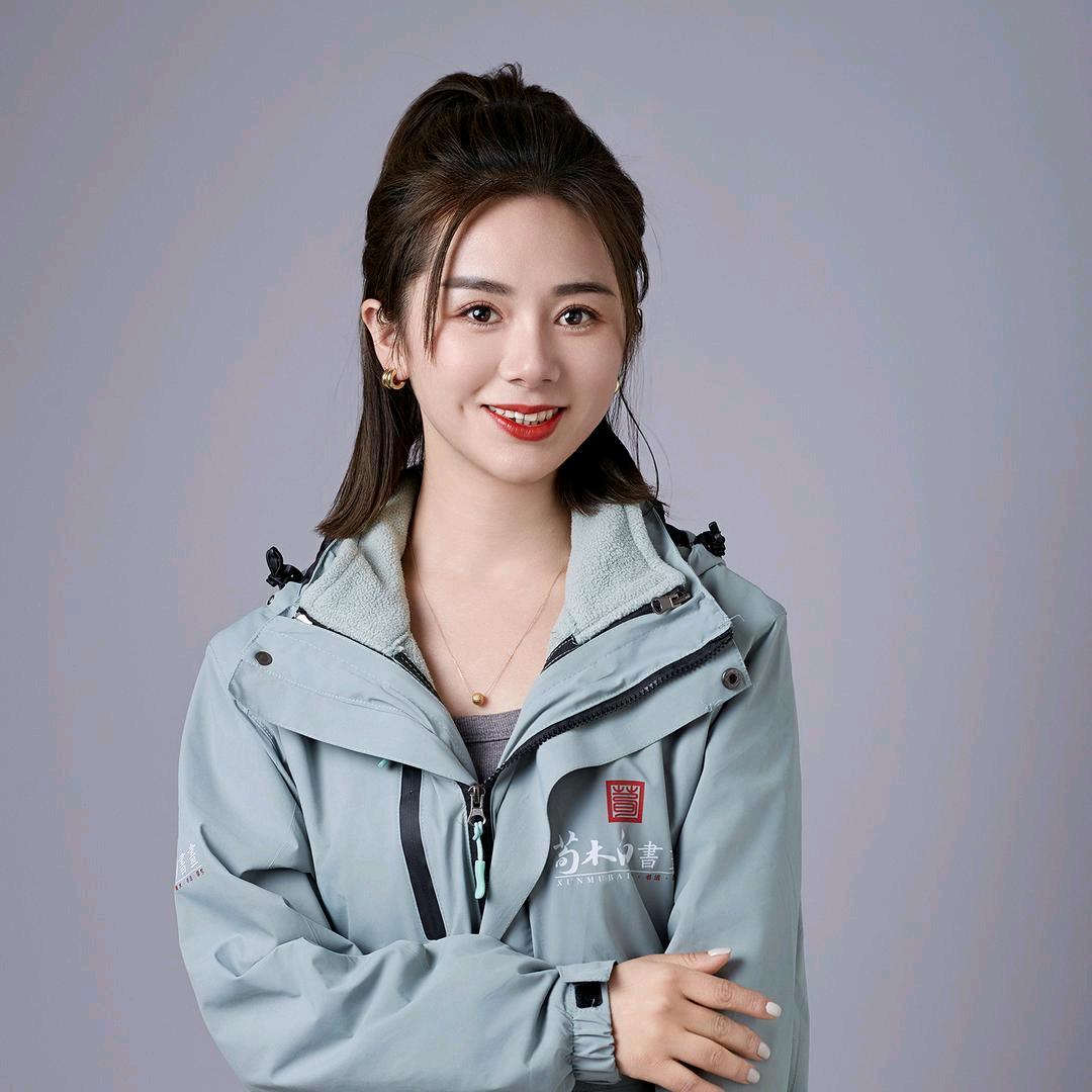 汉中荀木白书画院.向老师