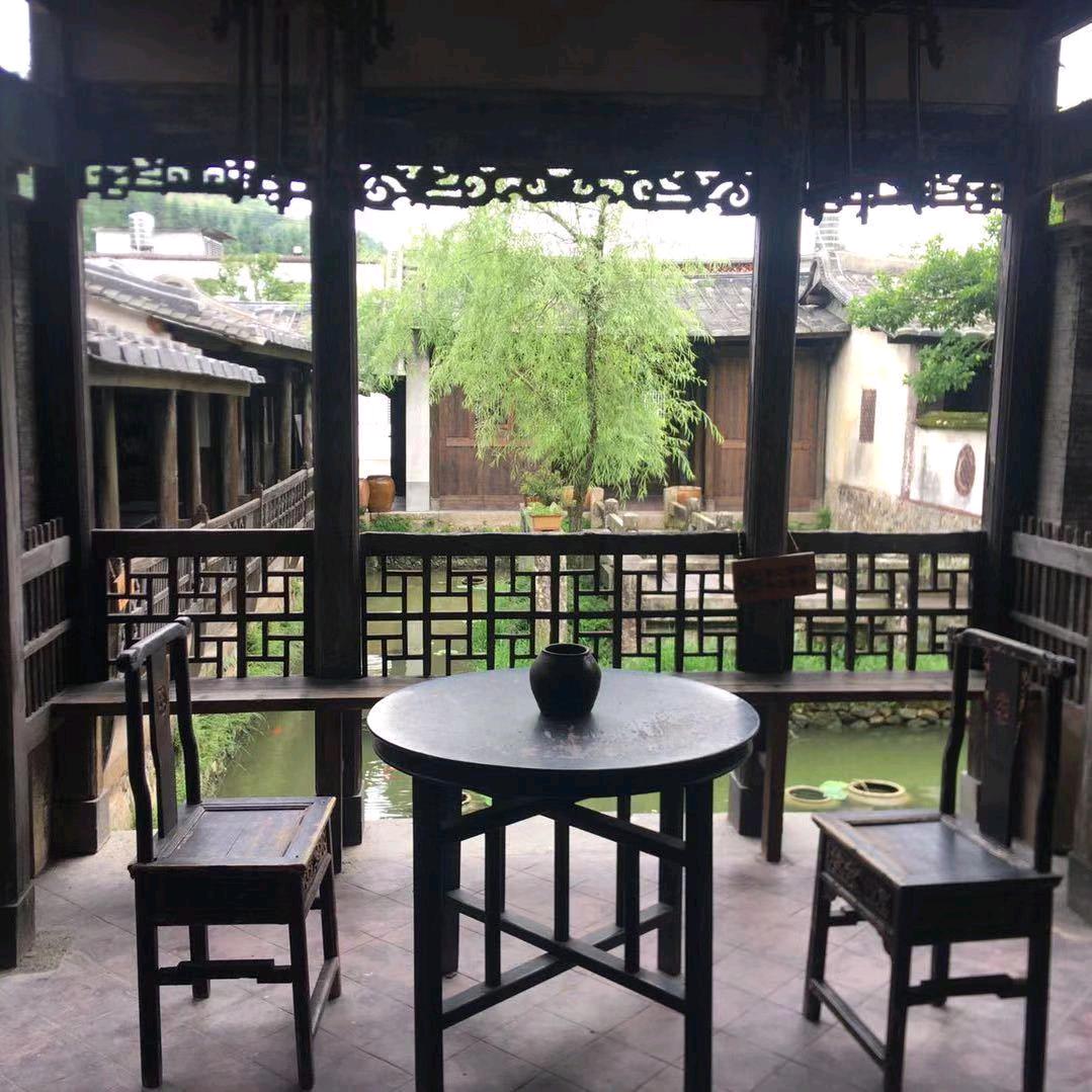小张