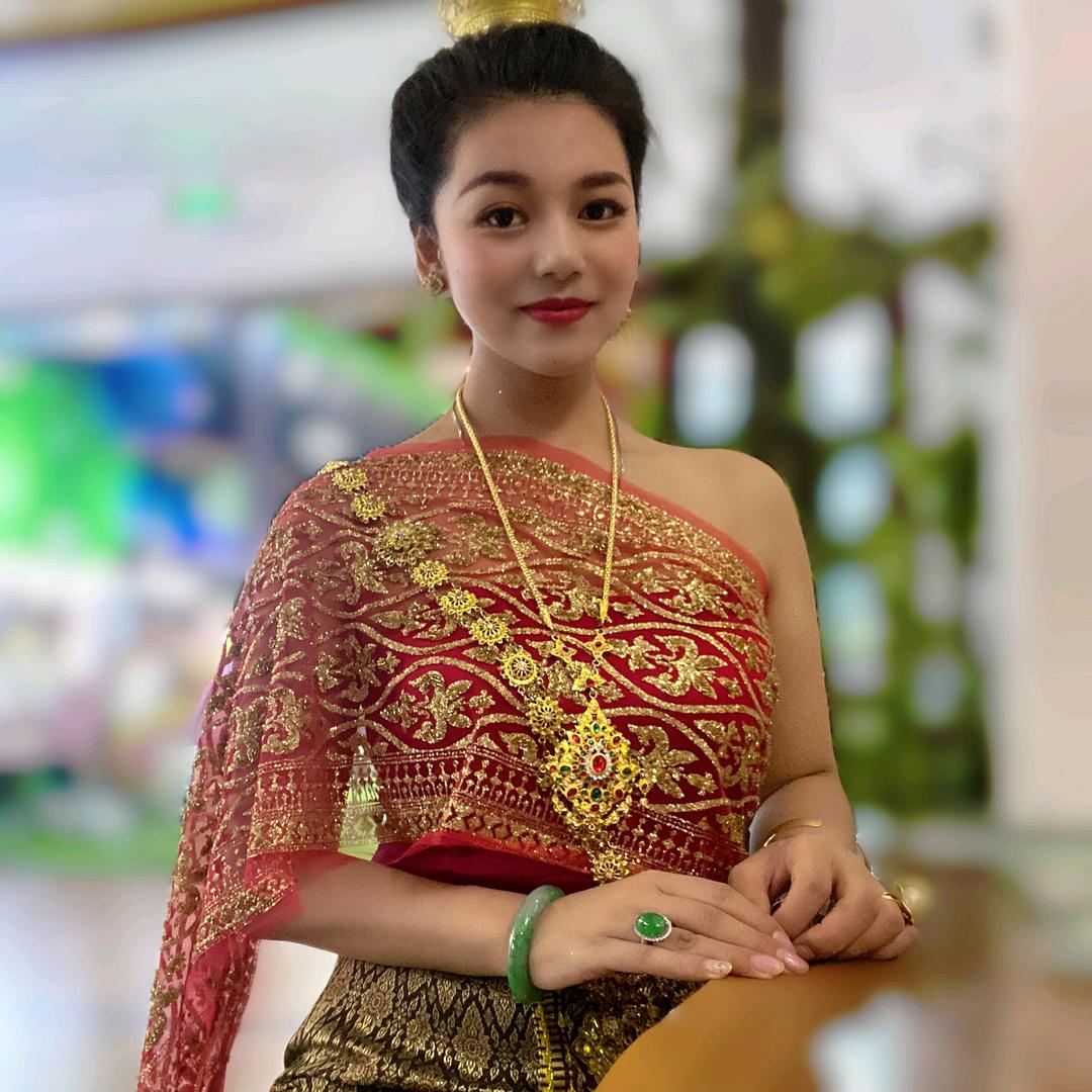 版纳秋香姐