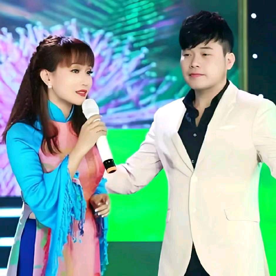 中国🇨🇳🇨🇳走天涯天籁之爱家和万