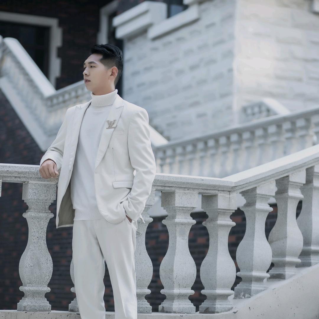 金彭电动三轮车(兰曹路店)专用号