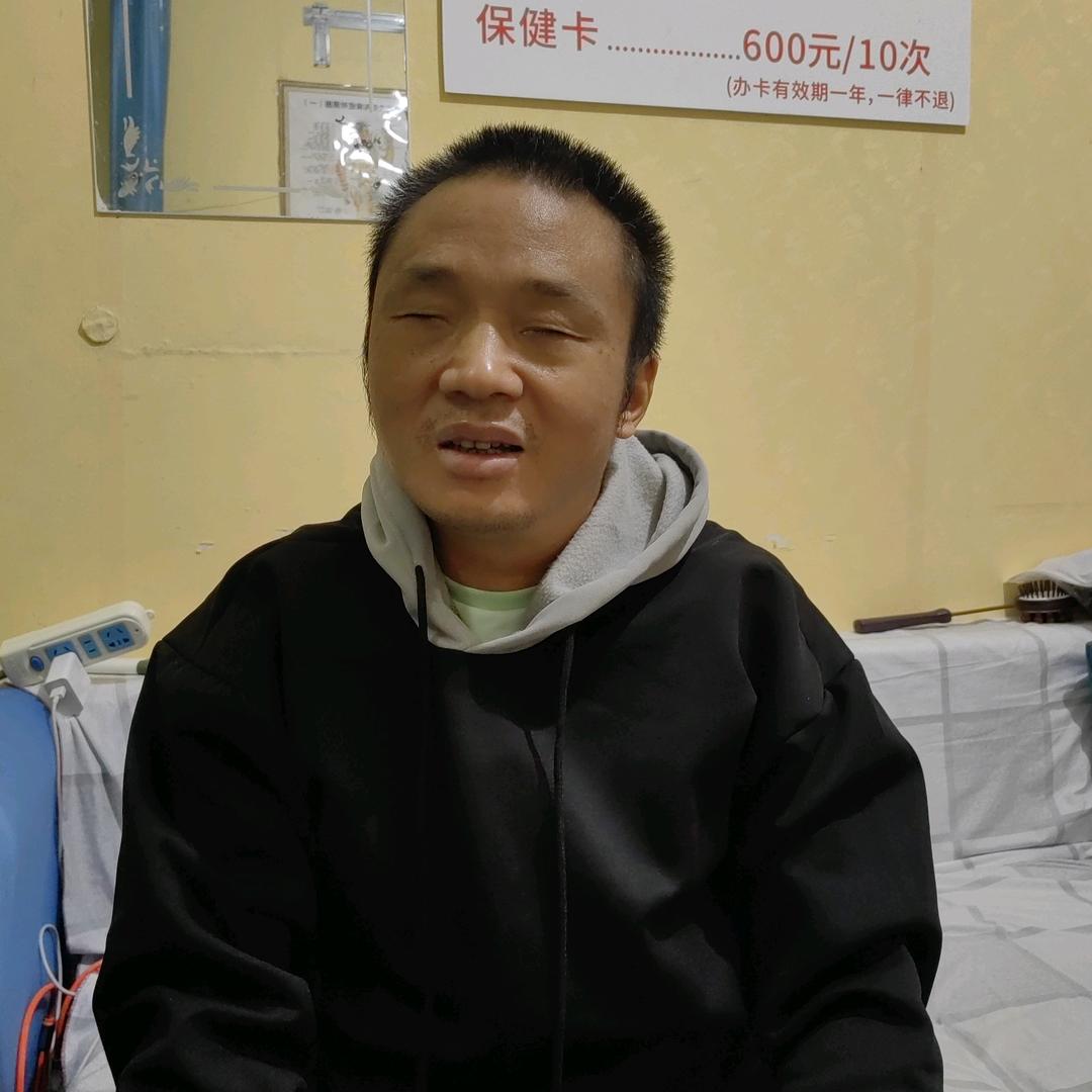 魏利江