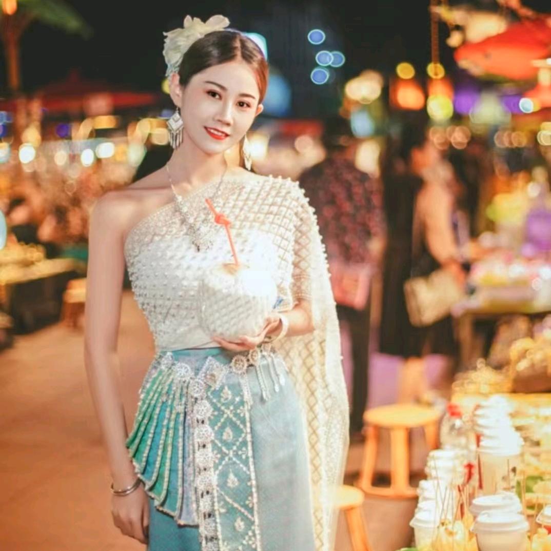奚瑶