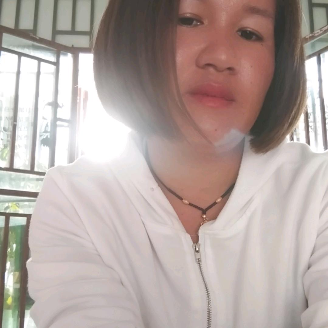 罗